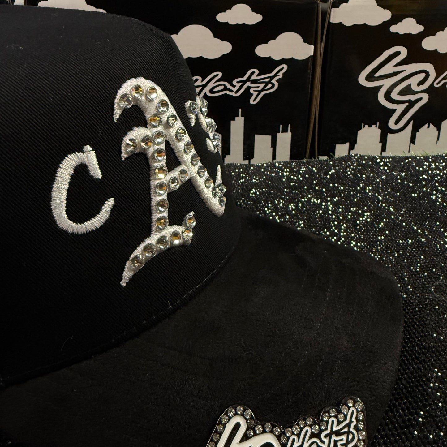 CASH CRYSTALS *1 LEFT