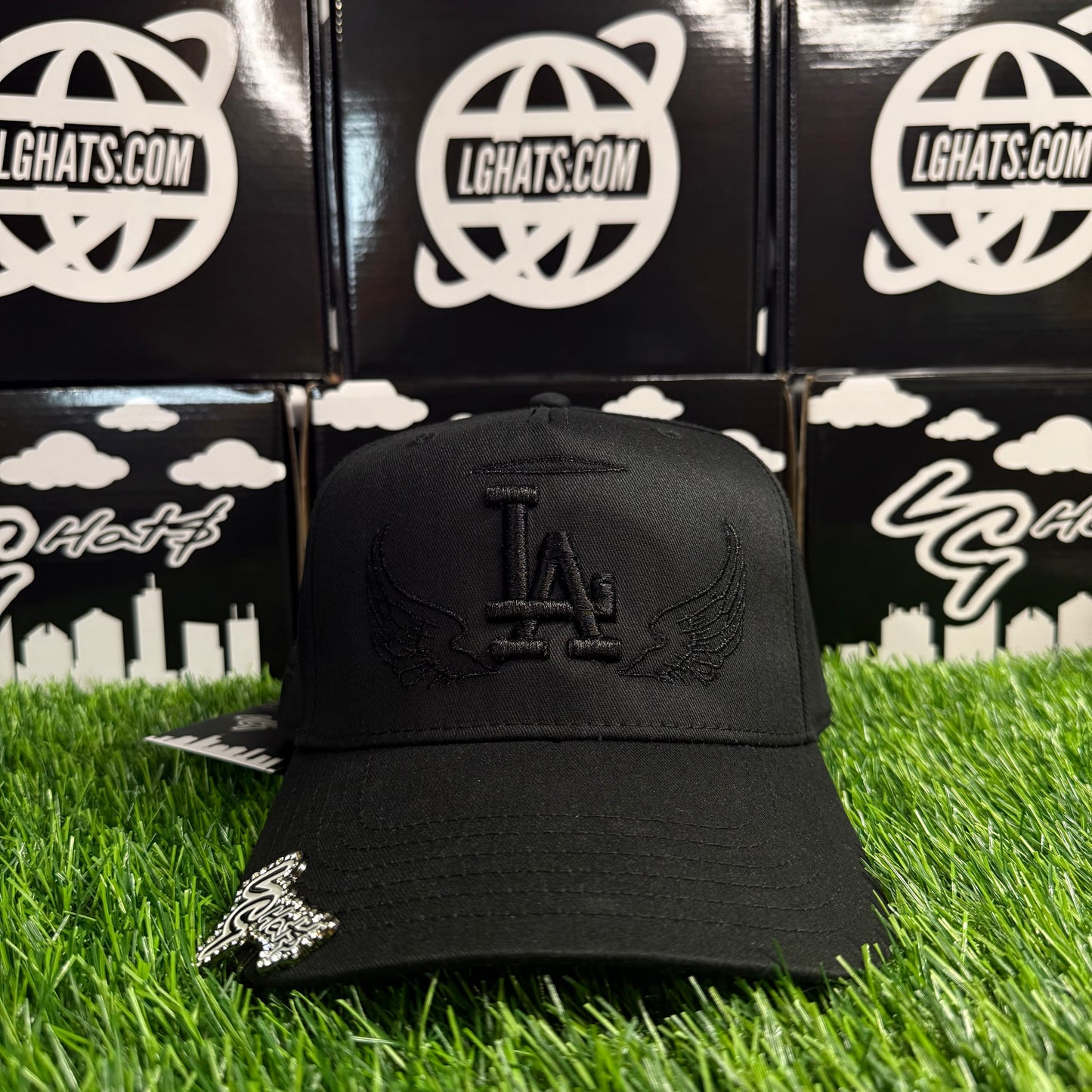 LA BLACKOUT