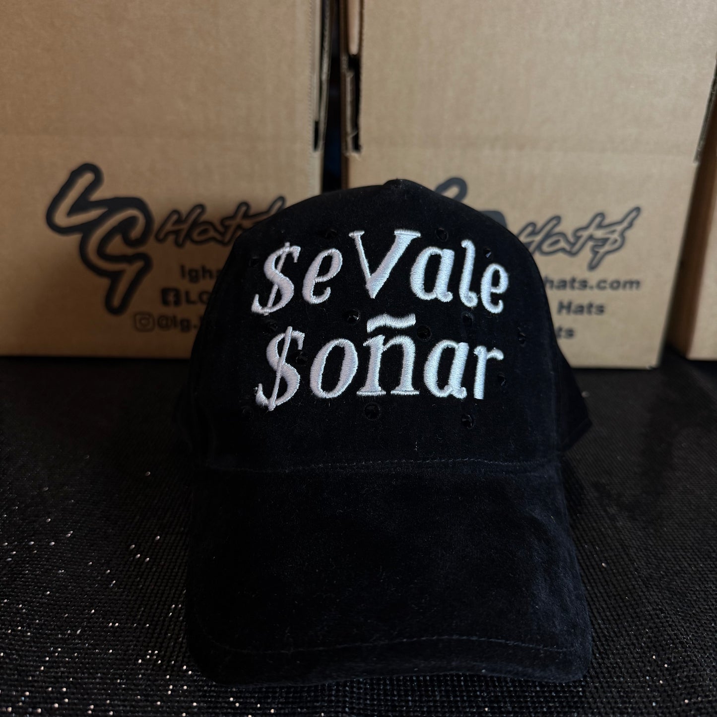 SE VALE SOÑAR VELVET BLACK